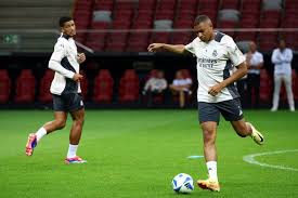 快船依靠整 快船依靠整